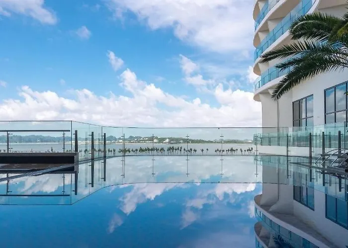 By The Citadines Marina 1br *